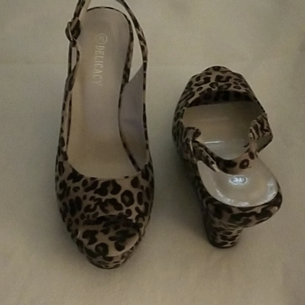 Fashionable leopard platform wedge heel